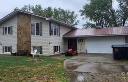183 Sprandel Ln, Miles City, MT 59301