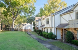 1959 VIENNA Way, Germantown, TN 38138