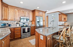 530 CROSSBROOK DRIVE E, BEREA, OH 44017