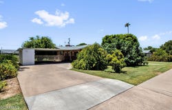 929 W 10TH Place, Mesa, AZ 85201