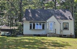 305 Green Street, Somersworth, NH 03878