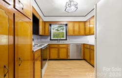 1371 Jackson Loop Road, Flat Rock, NC 28731