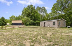 8761 W 48 Road, Wellston, MI 49689