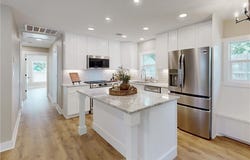 913 Travis Street, Bryan, TX 77803
