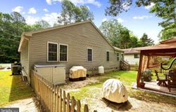 1042 OCEAN PKWY, OCEAN PINES, MD 21811