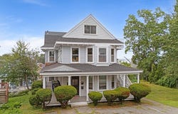 13-15 Ocean Ter, Salem, MA 01970