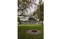 1141 Summer Street, Roseville, MN 55113