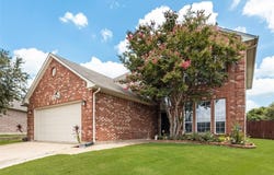 8824 Fayetteville Drive, Fort Worth, TX 76244