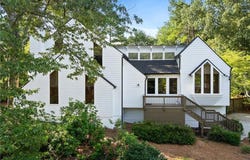 2762 Whitehurst Drive NE, Marietta, GA 30062
