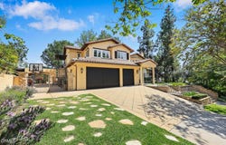 574 Camillo Road, Sierra Madre, CA 91024