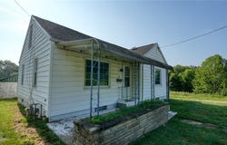 60 S Liberty Street, New Concord, OH 43762