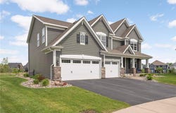 18142 Goldfinch Way, Lakeville, MN 55044
