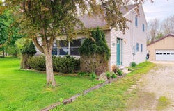 5175 Pleasant Valley Road, Manitou Beach, MI 49253