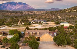 696 High Ground DR, Dammeron Valley, UT 84783