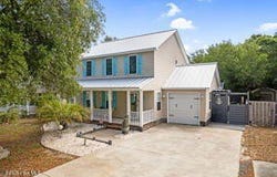 124 NE 15th Street, Oak Island, NC 28465