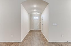 1104 Hickory Creek Drive, Yukon, OK 73099