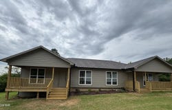 143 & 147 Whitley Avenue, Henderson, TN 38340