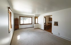 1423 S 31st St, Manitowoc, WI 54220
