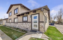145 Robbins Ave, Twin Falls, ID 83301