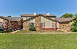 14127 Crossing Way East, Edmond, OK 73013