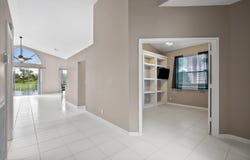 1401 SE Glencoe Court, Port Saint Lucie, FL 34952