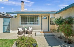 32510 Lake Temescal Ln, Fremont, CA 94555