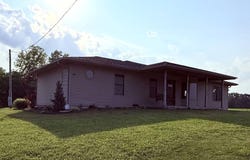 1911 N Stringtown Road, Olney, IL 62450