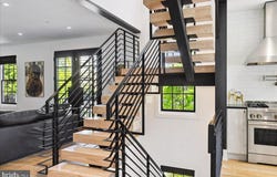 18 W MECHANIC STREET, NEW HOPE, PA 18938