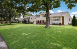 29 MAURICE LN, HATBORO, PA 19040