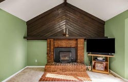 28314 S Bennett Road, Freeman, MO 64746