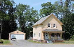 29 Lithgow Street, Winslow, ME 04901