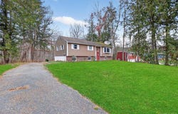 12 Robert Drive, Hyde Park, NY 12538