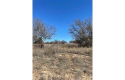 342 Trailride Lane, Nocona, TX 76255