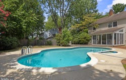 195 PEARLCROFT ROAD, CHERRY HILL, NJ 08034