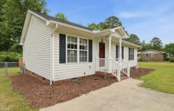1006 S 6th Street, Lillington, NC 27546