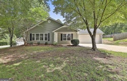 282 Sanders Davis, Newnan, GA 30263