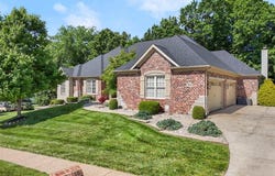 1019 Hawks Landing Drive, Lake St Louis, MO 63367