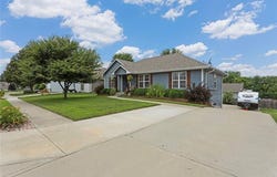 18708 Primrose Street, Smithville, MO 64089