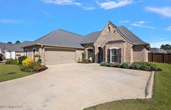 508 Wales Way, Flowood, MS 39232