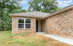 840 Highgarden Circle, Noble, OK 73068