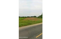 S Brewster Road, Vineland, NJ 08360