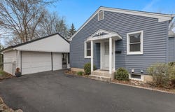 418 Bonnie Brae Avenue, Itasca, IL 60143