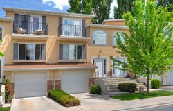 9485 S FAIRWAY VIEW Dr, Sandy, UT 84070