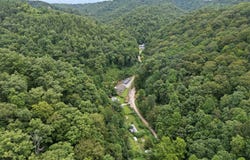 481 Hayes Branch, Jackson, KY 41339