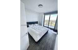 16385 Biscayne Blvd, North Miami Beach, FL 33160