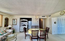 2440 Kuhio Avenue, Honolulu, HI 96815