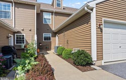 509 BYLER CIRCLE, LEBANON, PA 17042