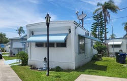 8705 S Tamiami Trl, Sarasota, FL 34238