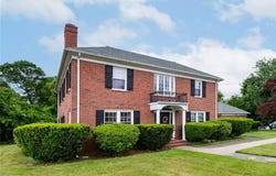 873 Warwick Avenue, Warwick, RI 02888