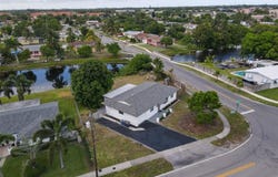 3531 NW 26th St, Lauderdale Lakes, FL 33311